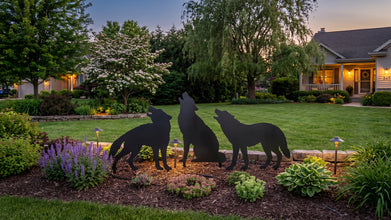 All-weather Yard Wolves